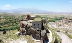 Aksaray'daki Yüksek Kilise ziyaretçilerini bekliyor